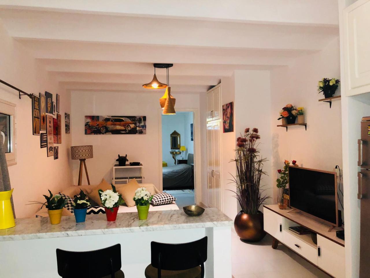 Cosy appart en plein coeur de la Marsa Extérieur photo